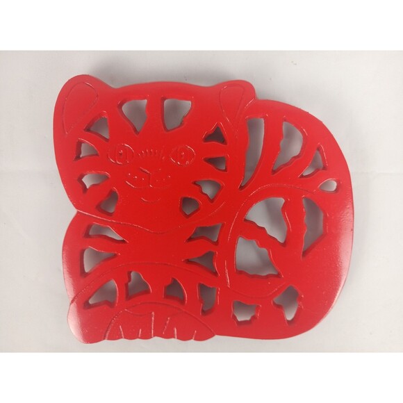 Cast Iron Red Kitty Cat Trivet Wall Hanging Wall Decor Red Enamel Wall Art - Picture 8 of 10